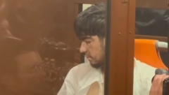TERORISTA SE OKRENUO OD KAMERA TOKOM OBJAVLJIVANJA PRESUDE "Ne mogu da govorim" (VIDEO)