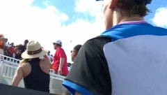 DRAMA NA TENISKOM MEČU Navijaču pozlilo, a potez Janika Siner ostavio je sve bez teksta (VIDEO)