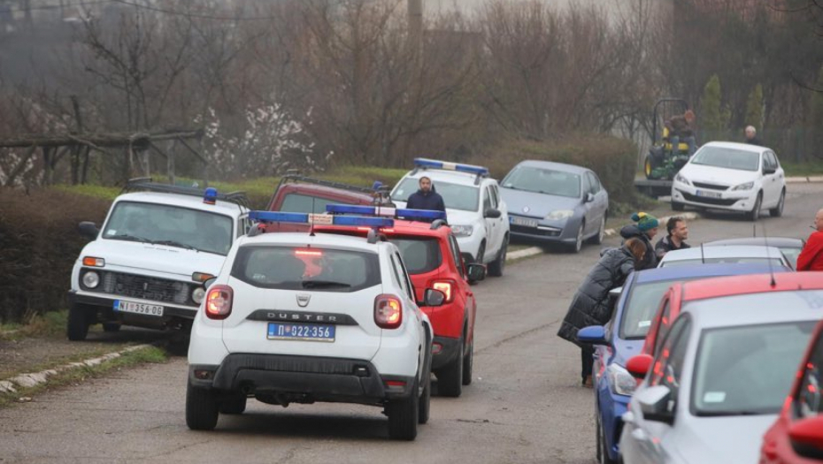 DANKINI RODITELJI ODVEDENI NA SASLUŠANJE Mediji: Otac ispitan na poligrafu, majka trudna, policija proverava sve detalje