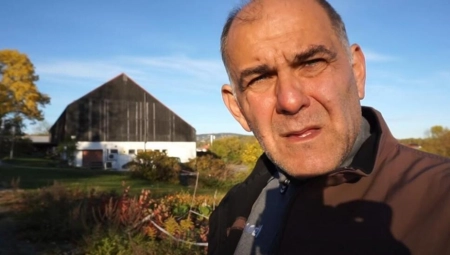 "NORVEŽANI PLAĆAJU EVRA DA BI KOPALI NJIVU" Srpski gastarbajter snimkom iz Norveške šokirao zemljake