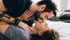 MUŠKARCI, OBRATITE PAŽNJU Da bi žena bila zadovoljna, intimni odnos treba da traje tačno ovoliko minuta!