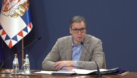 VUČIĆ U BATAJNICI Sa Vučevićem i Mojsilovićem obilazi jedinice PVO