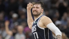 NESTVARNO Kakva trojka Luke Dončića, cela hala je ostala u šoku (VIDEO)