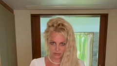 BRITNI SPIRS JAVNO ISPROZIVALA SLAVNU PEVAČICU "Ne razumem taj deo, zašto se jednostavno nije poljubila sa devojkom?!"