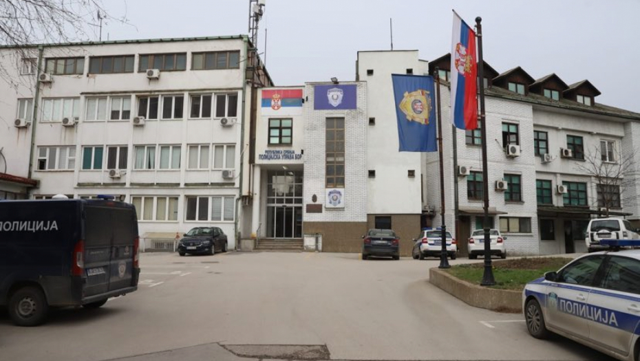 SVI ČLANOVI PORODICE MAJKE I OCA NESTALE DANKE IZ BORA DAJU IZJAVE U POLICIJI
