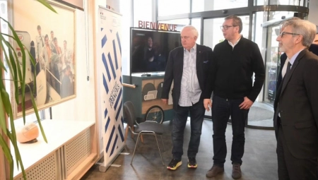 Aleksandar Vučić posetio izložbu "Božidar Maljković - veoma francuski život"