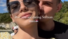 UPOZNALI SE NA MORU, ZBOG JEDNE PORUKE SE SVE PROMENILO Ruskinja se pre 15 godina zaljubila u SRBINA, sada su VERENI, a ovo je njihova ljubavna priča (VIDEO)