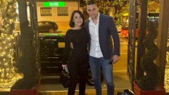 NE TREBA OSTAJATI TAMO GDE SE MUČIŠ! Aleksandra Mladenović pokazala novog dečka, pevačica se ne odvaja od biznismena