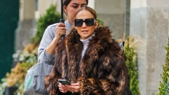 OBOŽAVA MOB WIFE ESTETIKU Latino divu Džej Lo bilo je nemoguće ne primetiti u ovom modnom izdanju