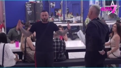 ŠA POSTAVIO MIONI ULTIMATUM Evo kako će morati da se ponaša napolju, nastao haos u Beloj kući!