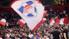 U IME RUSA I MOSKOVLJANA, HVALA CSKA dirnut gestom Crvene zvezde