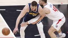 JOKIĆ PROMAŠIO ŠUT ZA POBEDU Posle velike drame Klipersi srušili Denver, istorijski tripl-dabl Džokera