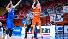 CIBONA RAZNESENA U ZAGREBU Cedevita Olimpija juri četvrto mesto, lopta u Meginom dvorištu