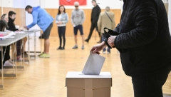 PREDSEDNIČKI IZBORI U SLOVAČKOJ Danas se održava drugi krug (FOTO)