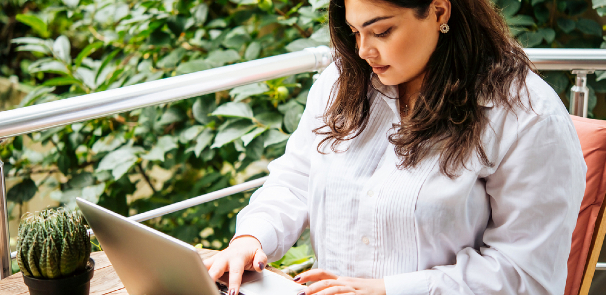 "KO JE LUD DA MESECIMA RADI ZA DŽABE"? Objava jednog momka iz Srbije izazvala lavinu komentara