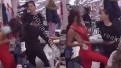 UČESNICE ELITE SE KRVNIČKI POTUKLE Udarila je u glavu i šutirala, ona bespomoćno dozivala pomoć, jauci se prelamaju imanjem!