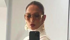 SVI ZAVIDE BENU Latino bomba Džej Lo pokazala savršeno isklesane trbušnjake, za nju vreme kao da je stalo