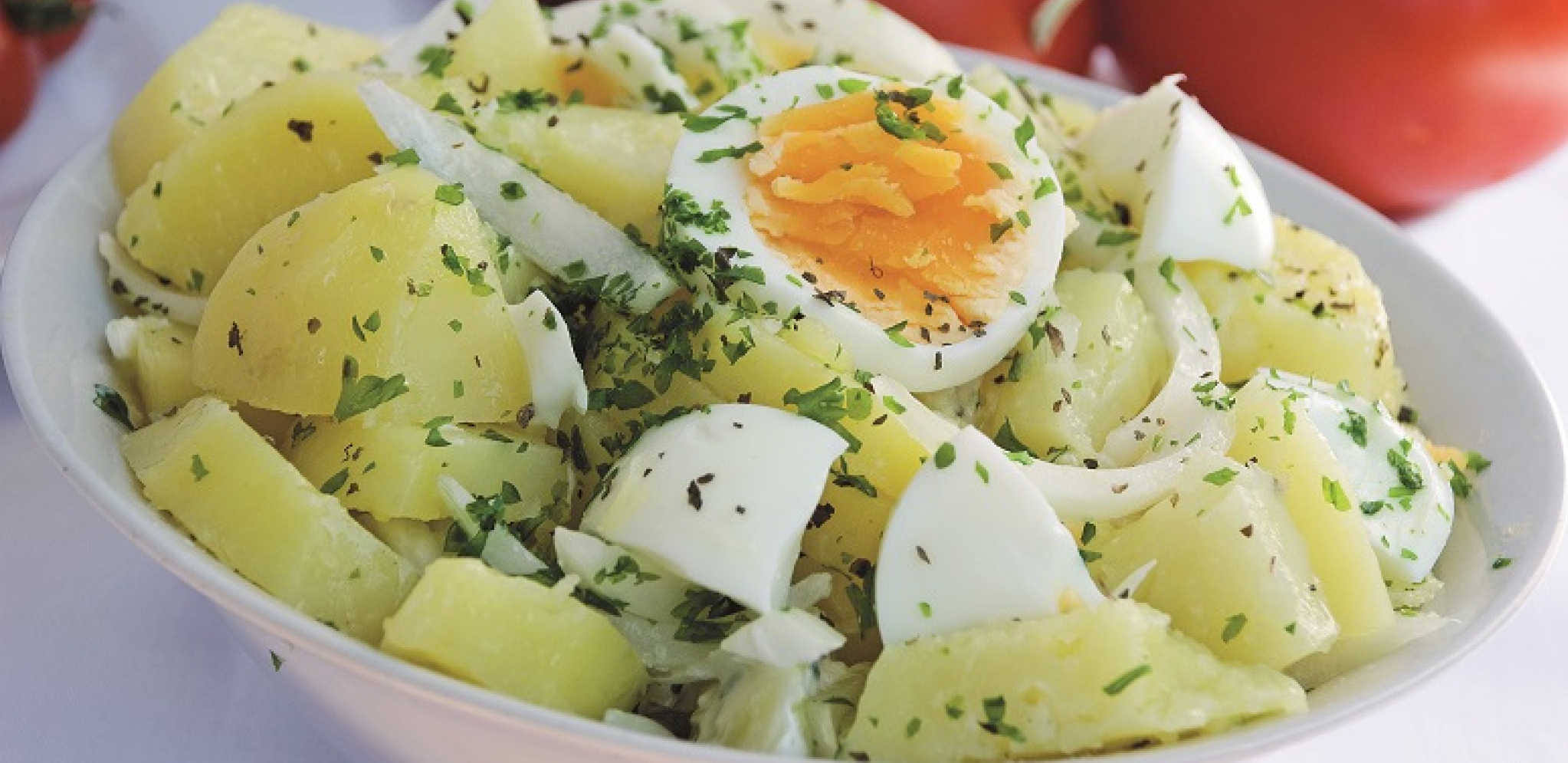NAJLEPŠE OBROK SALATE OD KROMPIRA Predlozi za brze užine za posao koje se pojedu u trenu