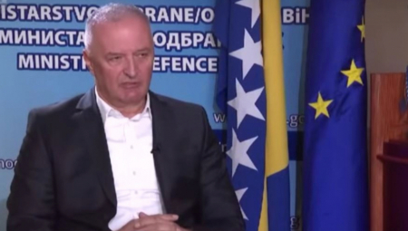Ministru odbrane BiH mrzak naziv Republika Srpska