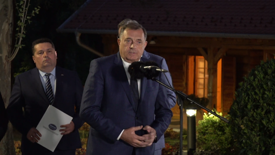 "ŠMIT JE BRUKA CELE NEMAČKE"! Dodik: Sramna komemoracija u Njujorku uz ignorisanje svih žrtava rata, osim bošnjačkih