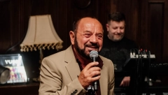 Mile  Kitić posle deceniju i po zapevao Beogradjanima u “Dva Jelena”