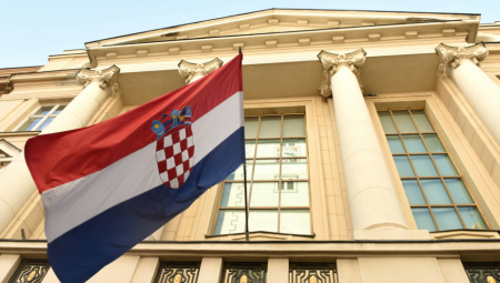 YU GIGANT NA IZDISAJU, DOBILI ŠUT KARTU I OD BANKE: Krah izvestan, ni misteriozni biznismen nije pomogao