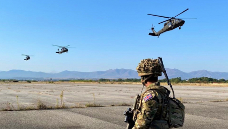 S KIM SE TO VIĐA KOMANDANT KFOR-a? Novi šef NATO snaga na Kosovu otišao u Prištini