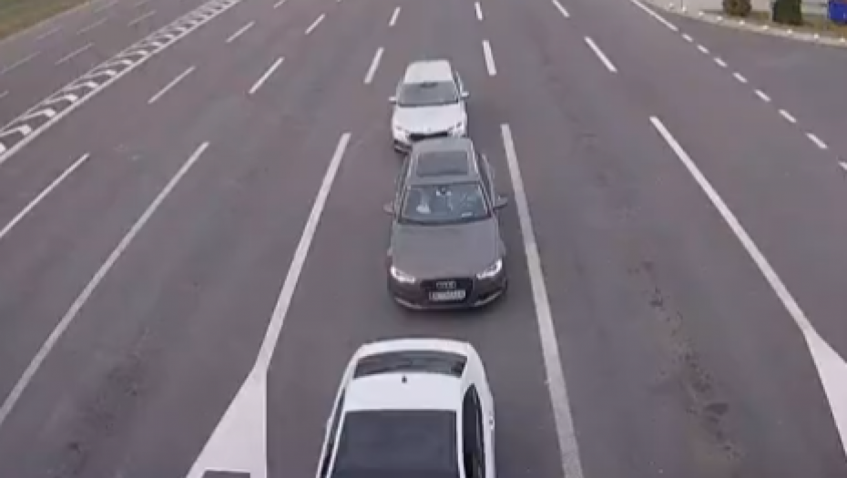 GUŽVE NA GRANICI Naoružajte se strpljenjem, vozila čekaju po nekoliko sati (FOTO)