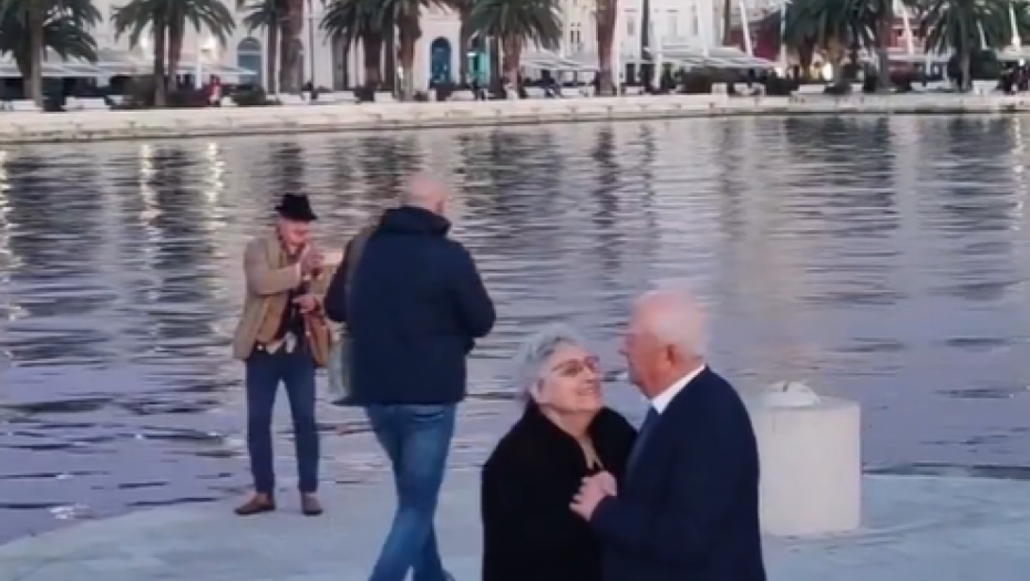 UZ MUZIKU I PLES PROSLAVILI 60 GODINA LJUBAVI Pogledajte snimak koji je oduđševio Balkan (VIDEO)