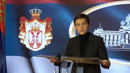 ANA BRNABIĆ: Vučić se bori za istinu i to je na ponos čitavom našem narodu