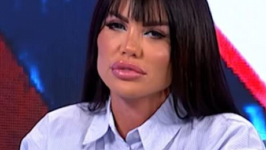 "JEFTINA KOPIJA MAJE MARINKOVIĆ" Pevačica promenila lični opis, javnost u šoku, komentari samo pljušte