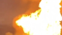 EKSPLODIRAO GASOVOD U UKRAJINI Asfalt se topi, plamen je visok oko 70 metara (VIDEO)