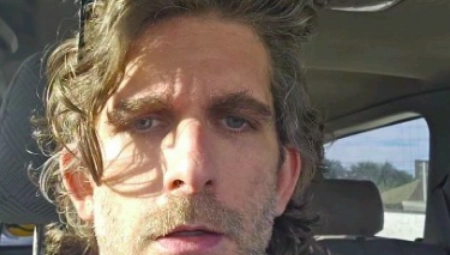 MUŠKARAC KOJI SE ZAPALIO TOKOM SUĐENJA TRAMPU DONIRAO ORGANE Spaseni životi dvoje ljudi