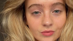 "LJUBAV MOG ŽIVOTA JE BIO PAS" Influenserka (33) živi sa roditeljima i nema vozačku, njena objava izazvala rat na mrežama