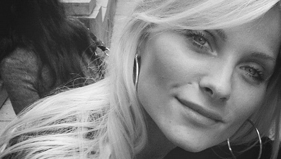 PEVAČICA SLOMLJENA ZBOG PRERANE SMRTI VODITELJKE PINKA! Oglasila se potresnom porukom, bolne reči: Putuj Boko...