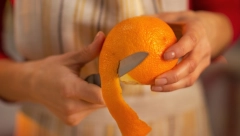 MNOGO JE KORISNIJA NEGO ŠTO MISLITE! Kora pomorandže je odlična pomoć u čišćenju kuće, evo šta treba da uradite