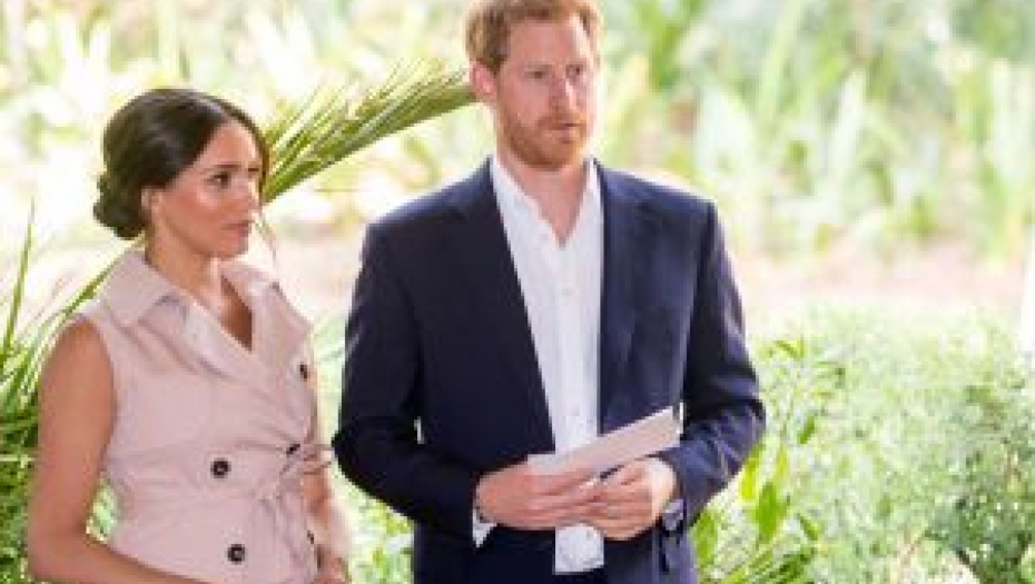 SILOVANA ŽENA DOK JE DRŽALA BEBU U NARUČJU! Strašne optužbe potresaju kraljevsku porodicu, princ na udaru, neviđeni skandal!