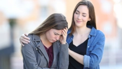 KAKO PREPOZNATI OSOBU KOJA VAM ZAVIDI I ŽELI ZLO Jedan signal je očigledan, a svi ga ignorišemo