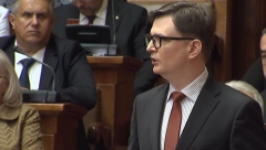 JOVANOV BRUTALNO POKLOPIO PONOŠA Otpustio iz Vojske 33.000 ljudi, a zgrabio vojni stan na Vračaru