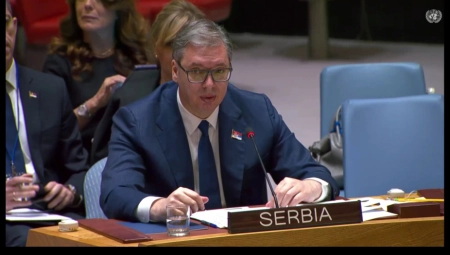 KURTI UTEKAO SA MEGDANA, ZNAO KAKO BI PROŠAO! Vučić u Njujorku celom svetu održao lekciju o slobodi, časti i dostojanstvu