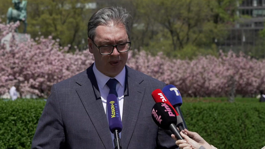 "OD DRVETA NE VIDE ŠUMU" Vučić o opoziciji: Ti ljudi žive u mehuru neistina koje su sami napravili