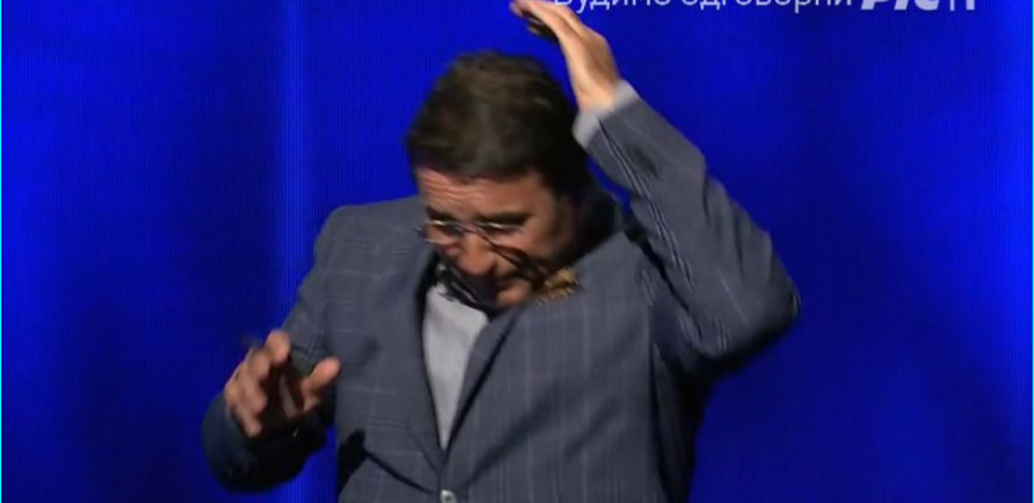 JOVAN MEMEDOVIĆ SE SRUŠIO USRED EMISIJE! Šok u programu uživo, poznato i šta mu se desilo