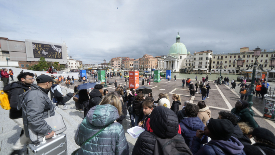 VENECIJA OD DANAS NAPLAĆUJE ULAZAK U GRAD Evo koliko košta ulaznica (FOTO)