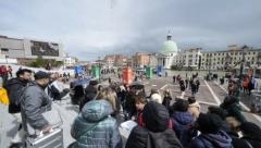 VENECIJA OD DANAS NAPLAĆUJE ULAZAK U GRAD Evo koliko košta ulaznica (FOTO)