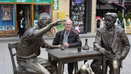"TATA JE TAJ DAN KRENUO U ATELJE, A ONDA GA JE POKOSIO AUTO, U RUCI JE DRŽAO JEDAN PAPIR" Sin poginulog vajara iz Niša neutešan