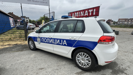 MAJKA PETORO DECE OSUĐENA NA 10 GODINA ROBIJE Muža ubila nožem naočigled dvoje mališana