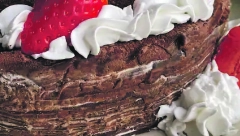 ANDRIJANINA TORTA OD PALAČINKI SE TOPI U USTIMA Zbog izgleda će je najviše voleti deca