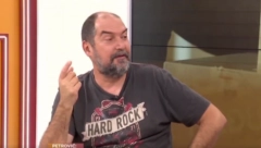 UREDNIK LISTA "DANAS" UDARIO NA SAVU MANOJLOVIĆA On je precenjen, opozicioni glasači su umislili da je on Isus!