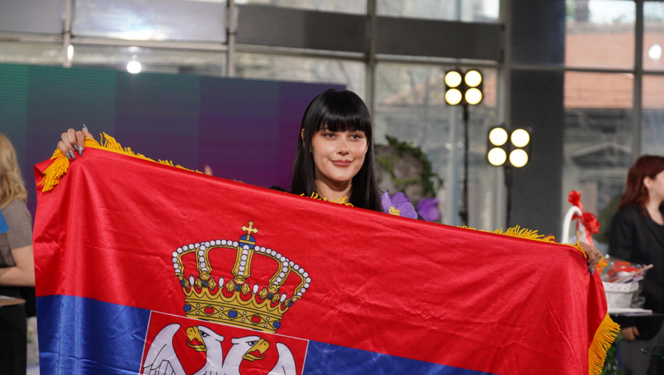 DA LI ĆE SE TEYA DORA PLASIRATI U FINALE EVROVIZIJE Kladionice predviđaju ovaj rezultat, evo na kom je mestu naša predstavnica!