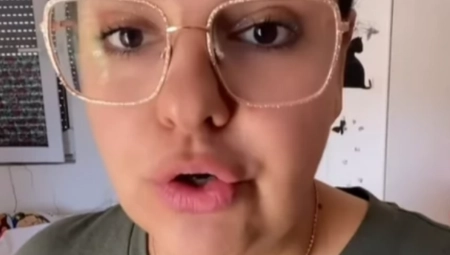 SRAMITE SE! Majci četvoro dece upućuju najstrašnije UVREDE jer se bori za svoje mališane i sebe